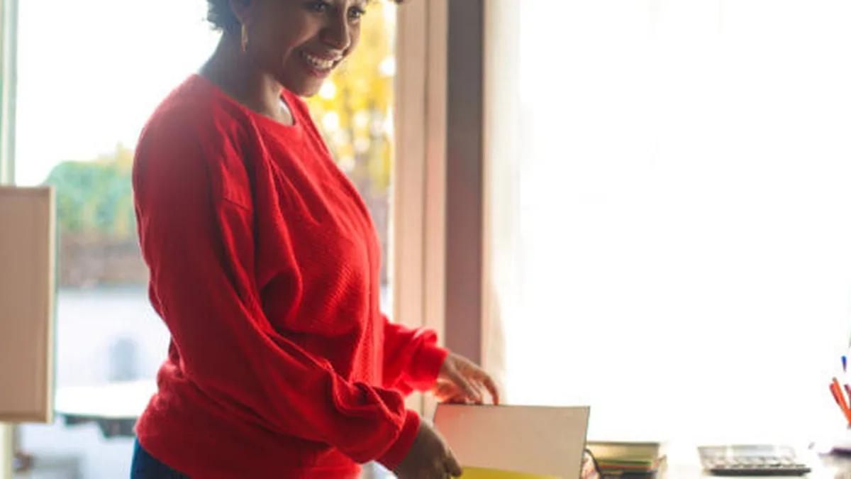 Do You Work From a Desk? That Doesn’t Mean You Can’t Still Be Active!